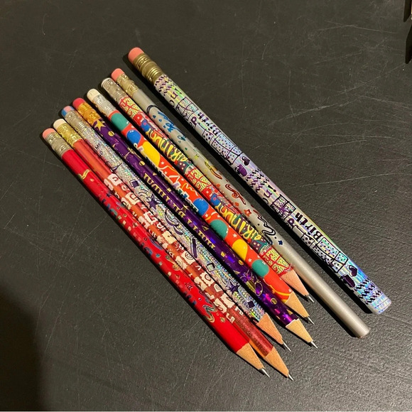 Lot Of 8 Vintage Happy Birthday Pencils - Picture 1 of 3
